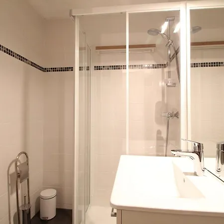 Renove Pour 4 Personnes, Centre Station, Proche Pistes Et Commodites Apartment