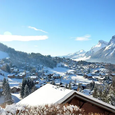 Renove Pour 4 Personnes, Centre Station, Proche Pistes Et Commodites *